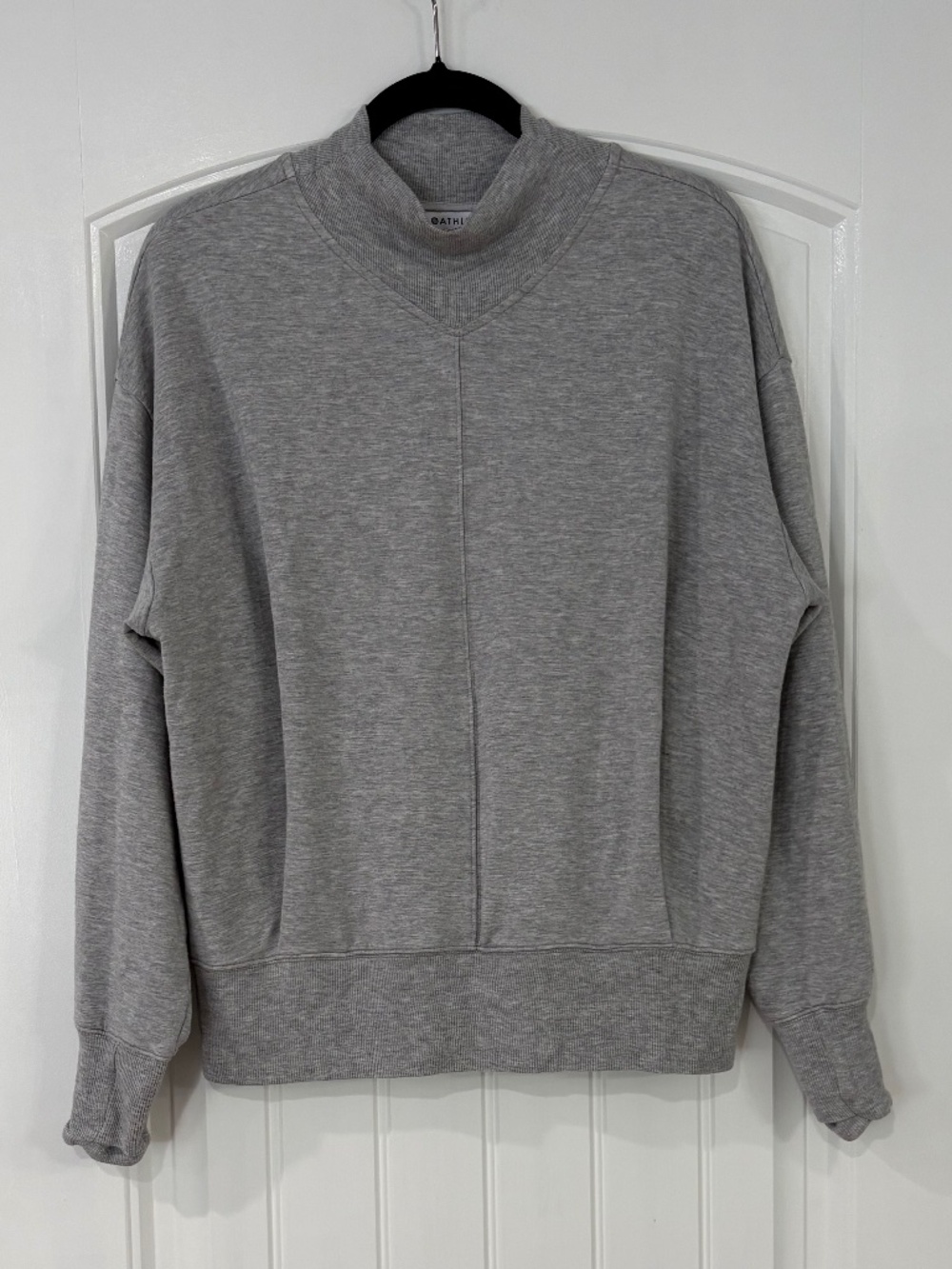 Athleta Apollo Crewneck Sweatshirt in Gray Size small